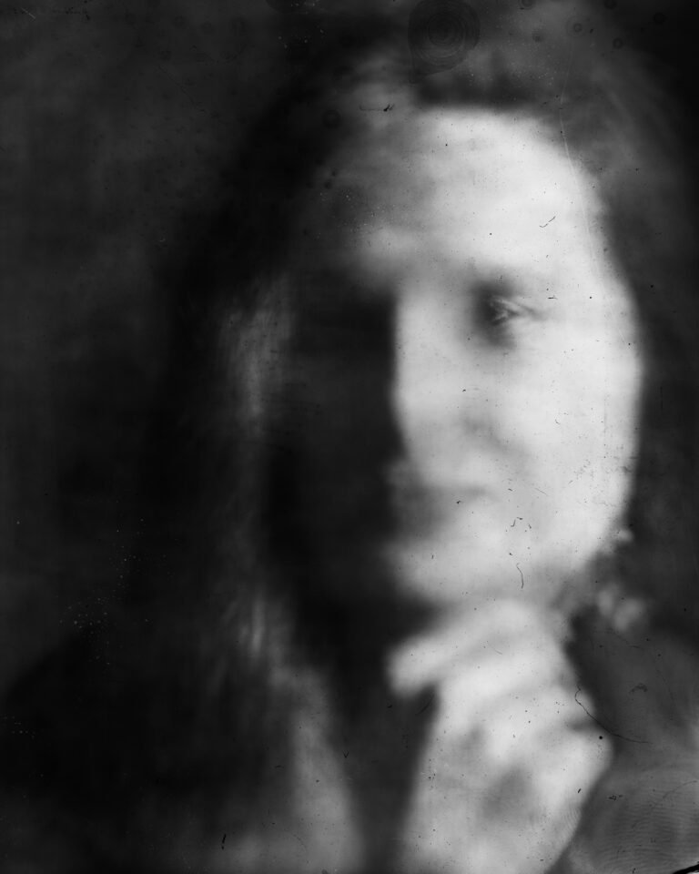 Long-exposure 4×5 portrait exploring layered identity, blurred presence and shifting self. From the series ‘Odrazi’ by Balša Gobović.